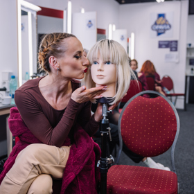 Tanečnice Kateřina Bartuněk Hrstková si zákulisí vždy užívá.