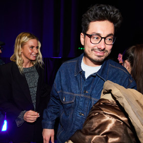 Mirai Navrátil po boku krásné Sáry. 