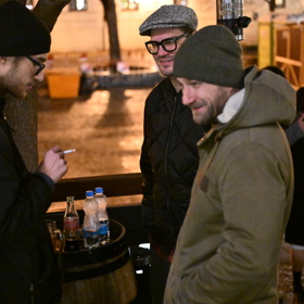 David Kraus se bavil s přáteli. 