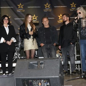 Aleš Brichta na pódiu.