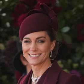 Díky pravidelně prováděné bukální masáži budete mít nejen pevnější obličejové svaly, ale také pružnější a zdravější pleť.