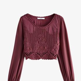 Zkrácený svetřík s ažurovou výšivkou, Net, 1 310 Kč