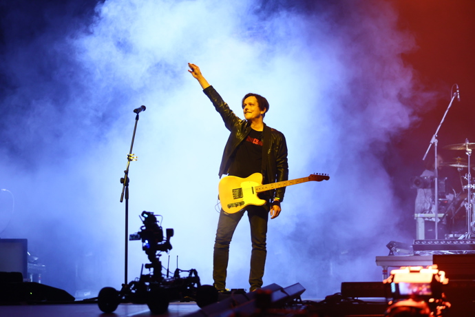 Michlal Malátný zdraví publikum.