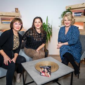 V talkshow Na kafeečko zavzpomínaly Petra Černocká a Bára Vaculíková na Bářino dětství a dospívání.