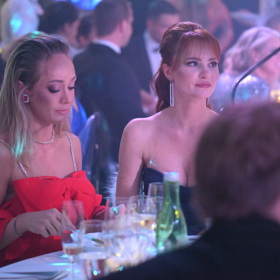 Nikol Treterová a Maria Pavlova s ním strávili několik dní.