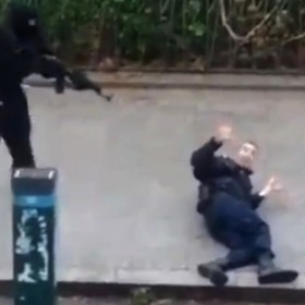 Záběry řádění islamistů ze 7. ledna 2015 v Paříži.