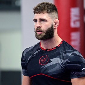 Jiří Procházka měl všechny trumfy v kapse, přesto prohrál.