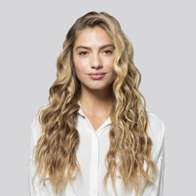 Volné, svěží a přirozené vlny budu hitem příštích několik měsíců.