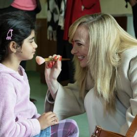 Seriál Děcko vysílá Česká televize.