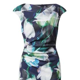 Koktejlky s tulipány, Swing, 1 790 Kč