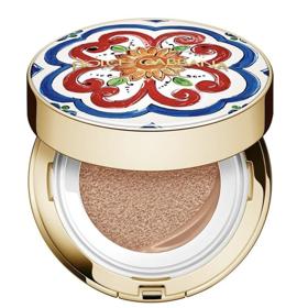 Znovu plnitelný Make-up v houbičce, Healthy Glow Cushion Refill Foundation, Dolce&Gabbana, 2 490 Kč