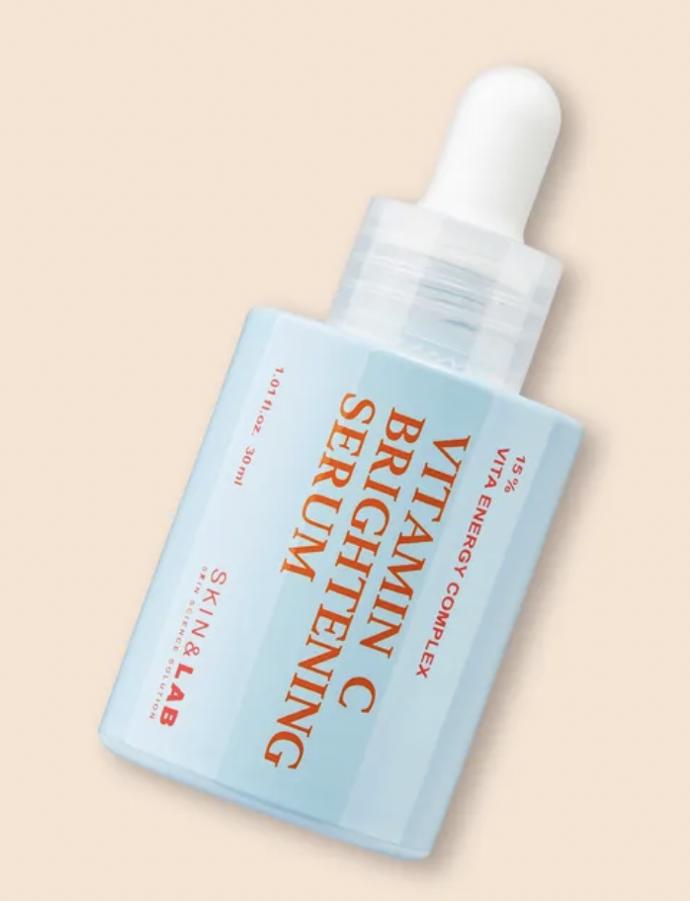 Rozjasňující sérum s vitaminem C, Vitamin C Brightening serum, Skin&Lab, 525 Kč