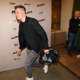 Kazma na premiéře filmu Na plech.