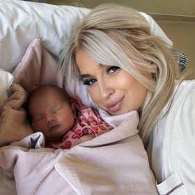 Maminka Kristýna Vít s dcerkou Isabellkou Claudií