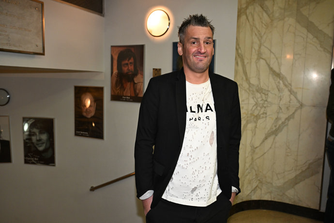 Martin Fenin také dorazil.