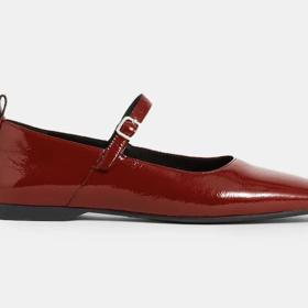 Lakované balerínky Mary Jane, Vagabond, 2 999 Kč