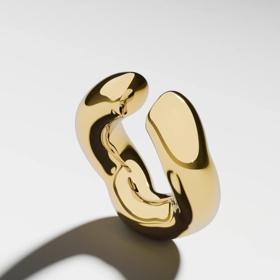 Pozlacená nasazovací náušnice, Furiosa, 590 Kč