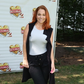 Jak velká chyba to byla, zjistila Michaela až po letech. Od partnera se jí povedlo utéct, ale tím její trápení neskončilo. Dnes už zpěvačka ví, jaký red flag u potenciálního partnera rozhodně nepřehlížet.