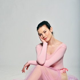 Sára Korbelová v seriálu Případ tanečnice.