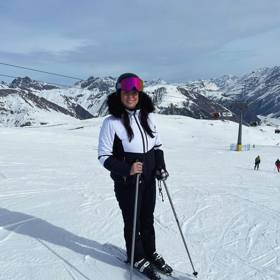 Klouček po sobě zanechal ženu Barboru a dvě děti. 