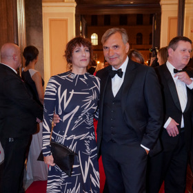 Jiří Macháček letos na České lvy vyrazil v roli hrdého doprovodu.