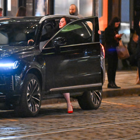 Pokuta za parkování na žluté se může vyšplhat až na 2000 Kč.