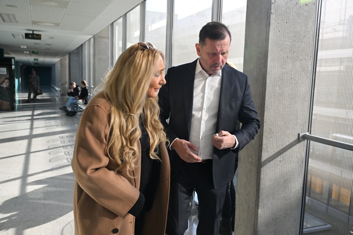 Jaromír Soukup se svou právničkou.