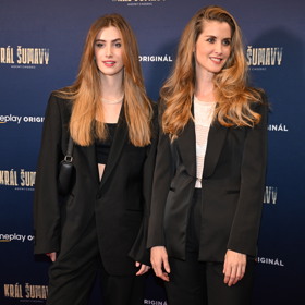 Jana Bernášková dorazila na premiéru po boku své dcery Justýny.