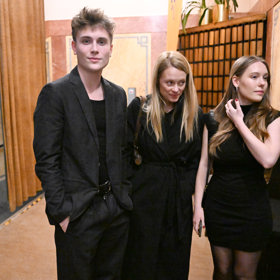 František Prachař s maminkou a sestrou Rozálií.