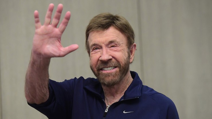 Chuck Norris slaví 85 let.