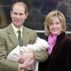 Společně museli zvládnout Sophiino mimoděložní těhotenství i předčasný příchod na svět prvorozené dcery Lady Louise Windsor.