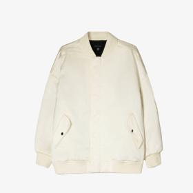 Oversize bomber, Bershka, 1 499 Kč