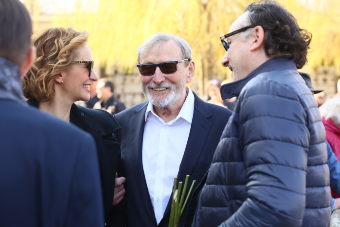 Ladislav Frej, Monika Absolonová a Marian Vojtko na pohřbu Josefa Zímy.