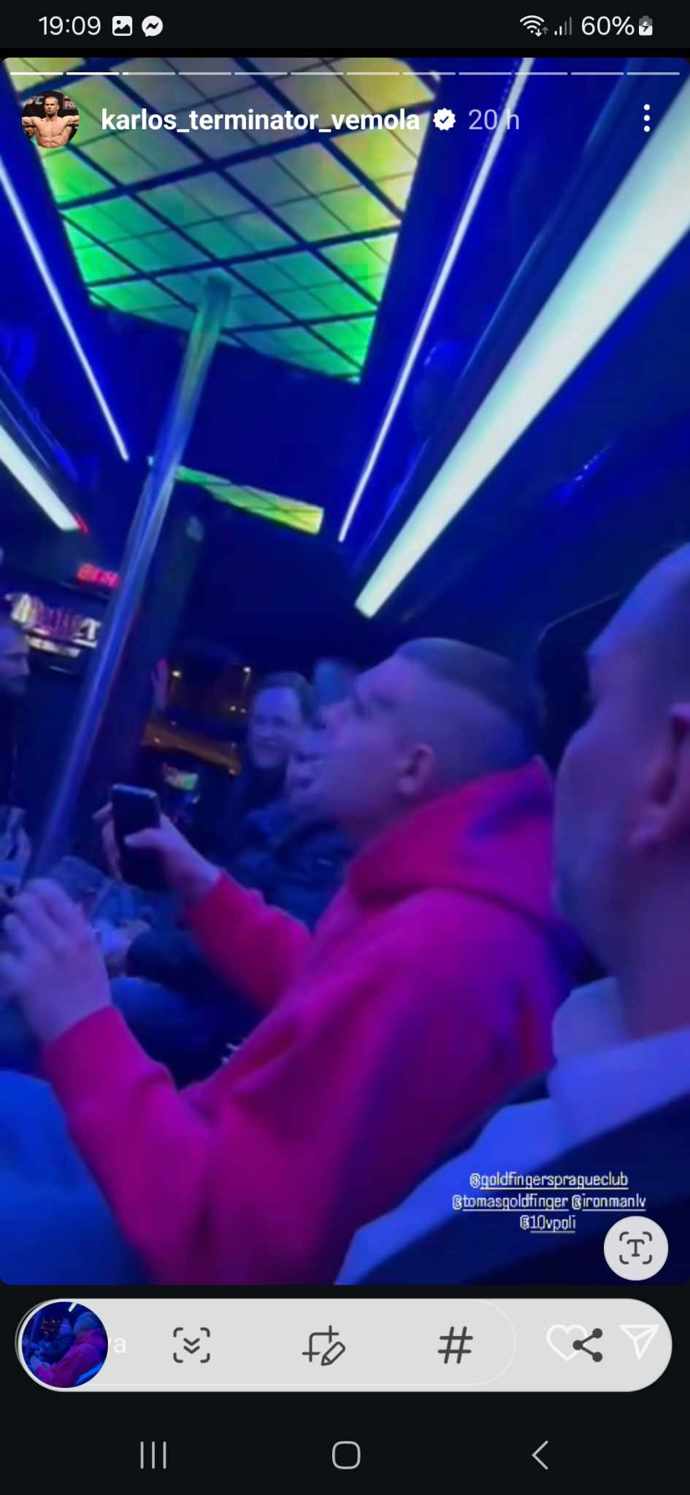 Karlos Vémola ukázal oslavy narození potomka.