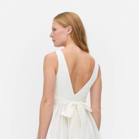 Korzetové minišaty bez rukávů, Primark, 650 Kč