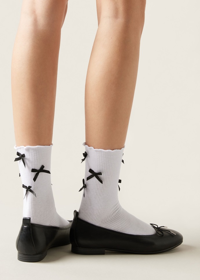 Ponožky s mašlemi, Calzedonia, 199 Kč