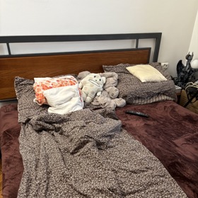 Neustlaná postel Anety