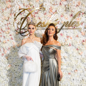 Ještě větší úspěch zaznamenala Miss Czech Republic pro rok 2022 Krystyna Pyszková (vlevo), která Miss World v roce 2023 vyhrála.