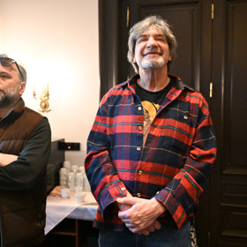 Překvapením na tiskovce TV Barrandov byl Jiří Babica.