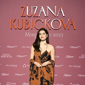 Herečka Leona Skleničková.