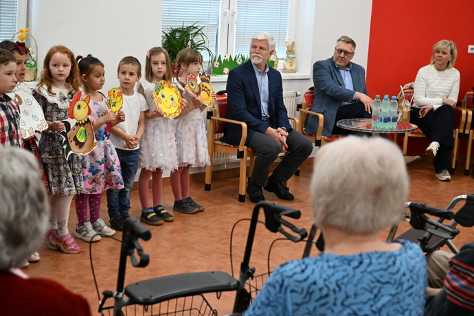 Pavlovi navštívili domov seniorů v Trutnově.