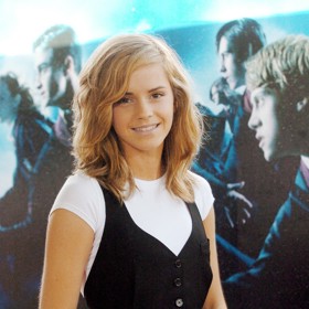 O tři roky později znovu změnila styl a blýskla se v roztomilých vlnách, navíc v mnohem světlejším odstínu.