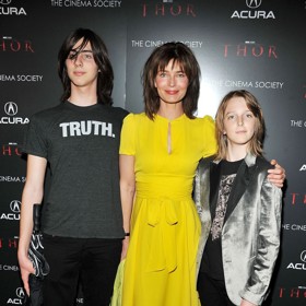 Pavlína o svých klucích tvrdí, že jsou velmi chytří a modeling je nezajímá. Co se týče hudby, dávají na rozdíl od táty přednost klasice.