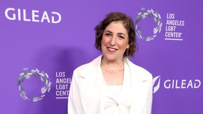 FOTO: Mayim Bialik vypadá skvěle.