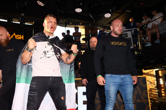 Patrik „Žralok“ Hübler vs. René „Rendys“ Blahovský.