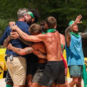 Krotitelé si užívají výhru.