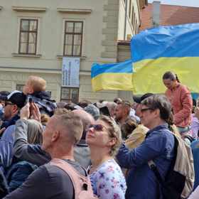 Demonstrace na podporu Ukrajiny. 