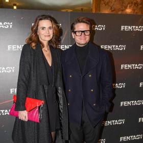 V chladnějších dnech se Ondřej Gregor Brzobohatý spoléhá také na elegantní kabáty.