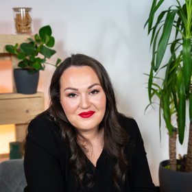 V talkshow Na kafeečko promluvila Gabriela Šlosrová o zákulisí pořadu Extrémní proměny a o svém aktuálním životním stylu.