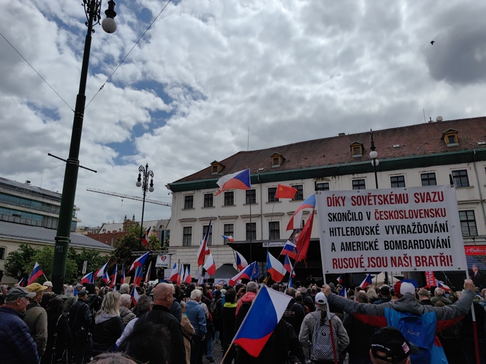 Demonstrace měla ostré požadavky.
